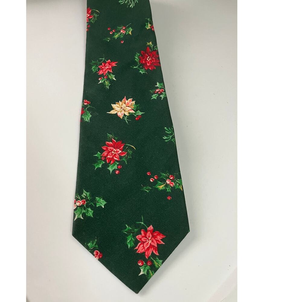 Tango by Max Raab Christmas Tie Green Poinsettia Holly Print Made in USA‎ Cotton